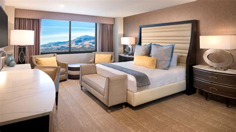 Rooms in Reno .